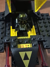 LEGO 6894 Space Blacktron - Invader - 1987  Complete