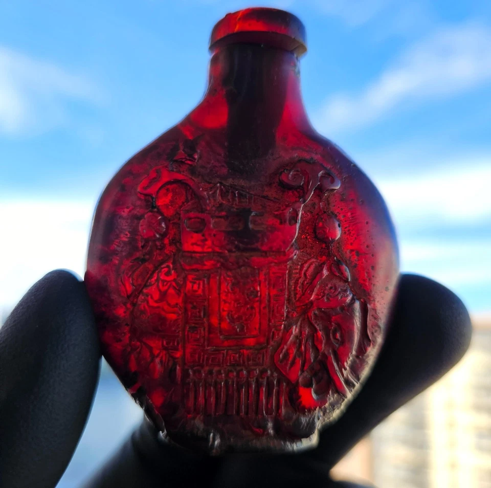 Botella de tabaco catalina tallada en baquelita ámbar cereza china de colección de los años 30 Foto 3 de 4