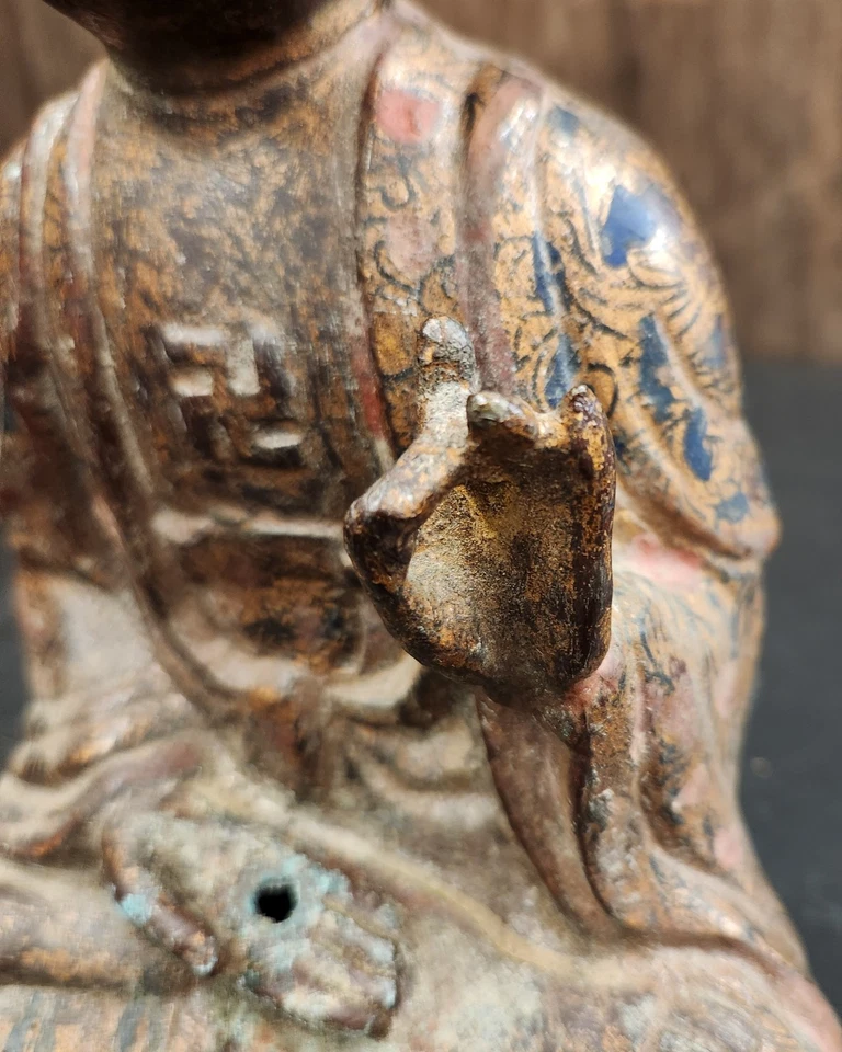 Antiga pose sentada lacada dourada-bronze Buda Dinastia Ming 9" de altura - Imagem 2 de 4