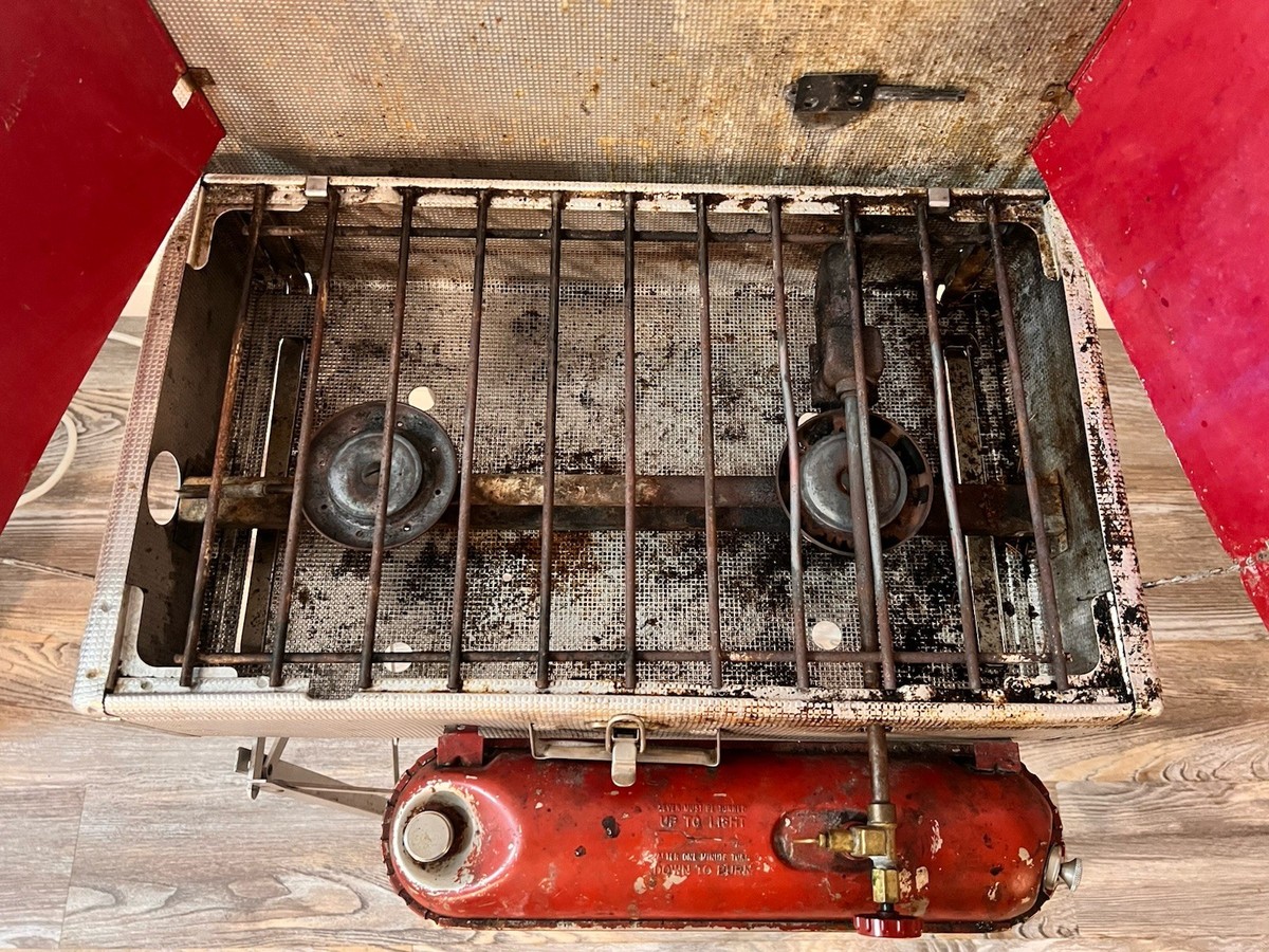 値下げ　ColemanCAMPSTOVE(赤) Tabletop Propane Gas Camping Grill/Stove, 2-Burner | Coleman CA