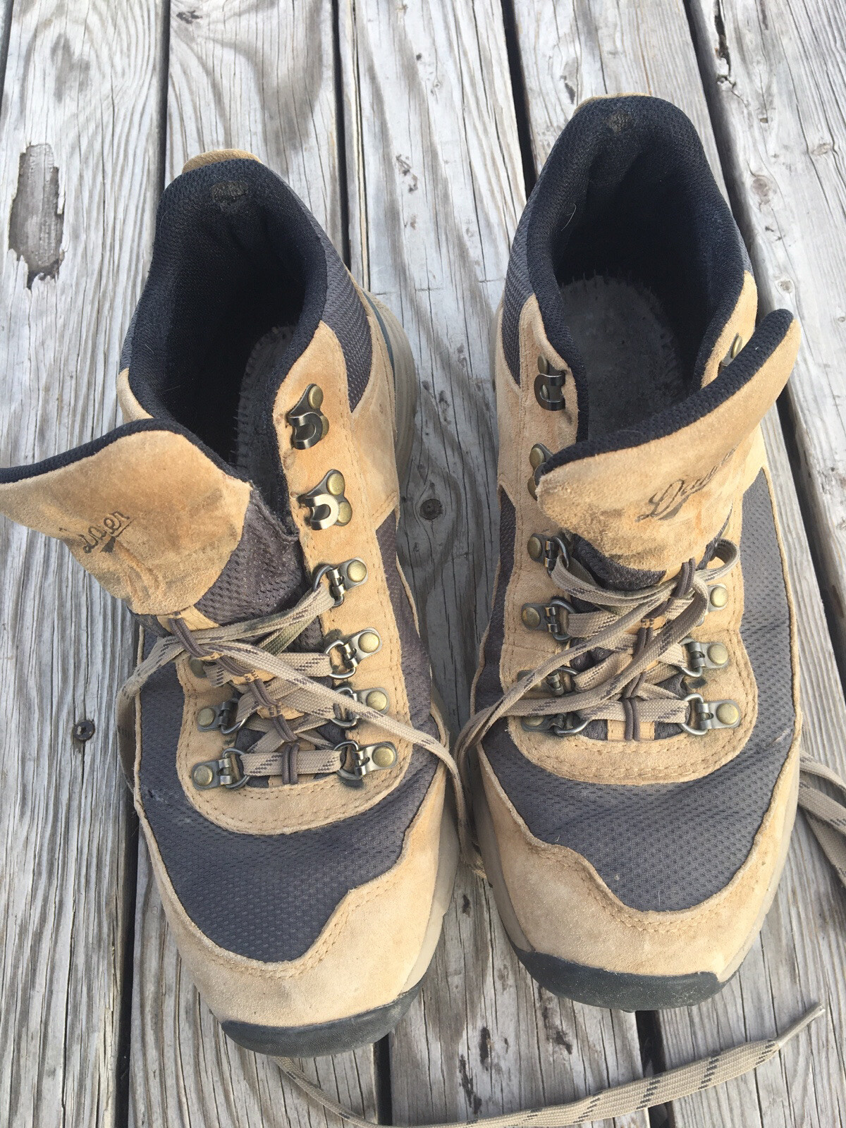 Danner South Rim 600 Hiking Boots 64310 Size 9 EE Mens(Have Wear