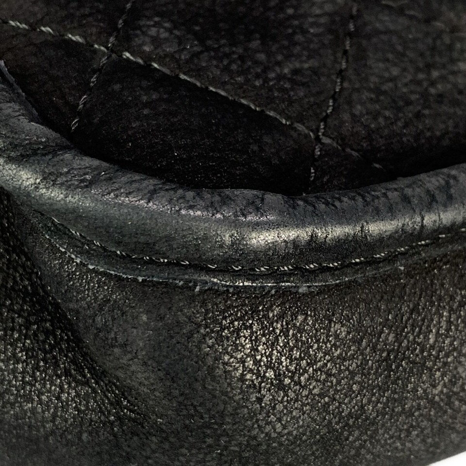 Used Chanel Mini Matelasse Shoulder Bag Silver Metal Fittings/Chain