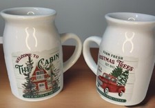 Tazza/tazza caffè natalizia caraffe latte alberi di Natale freschi e benvenuto in cabina