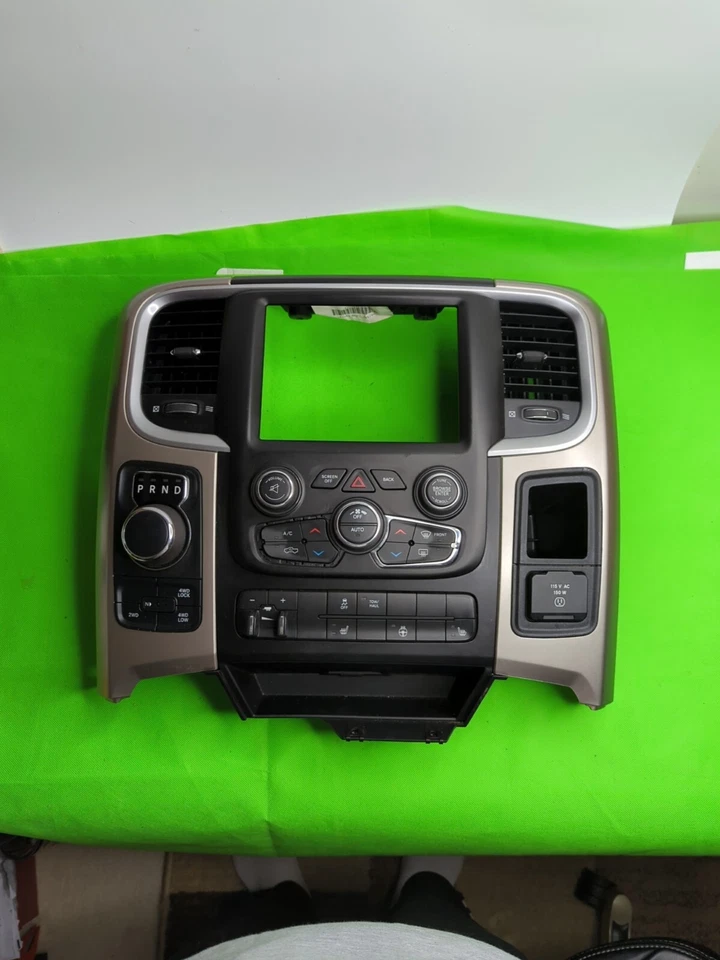 2015 RAM 1500 2500 3500 CENTER DASH RADIO CLIMATE AC CONTROL TOWING ASSEMBLY OEM - Image 2 of 4