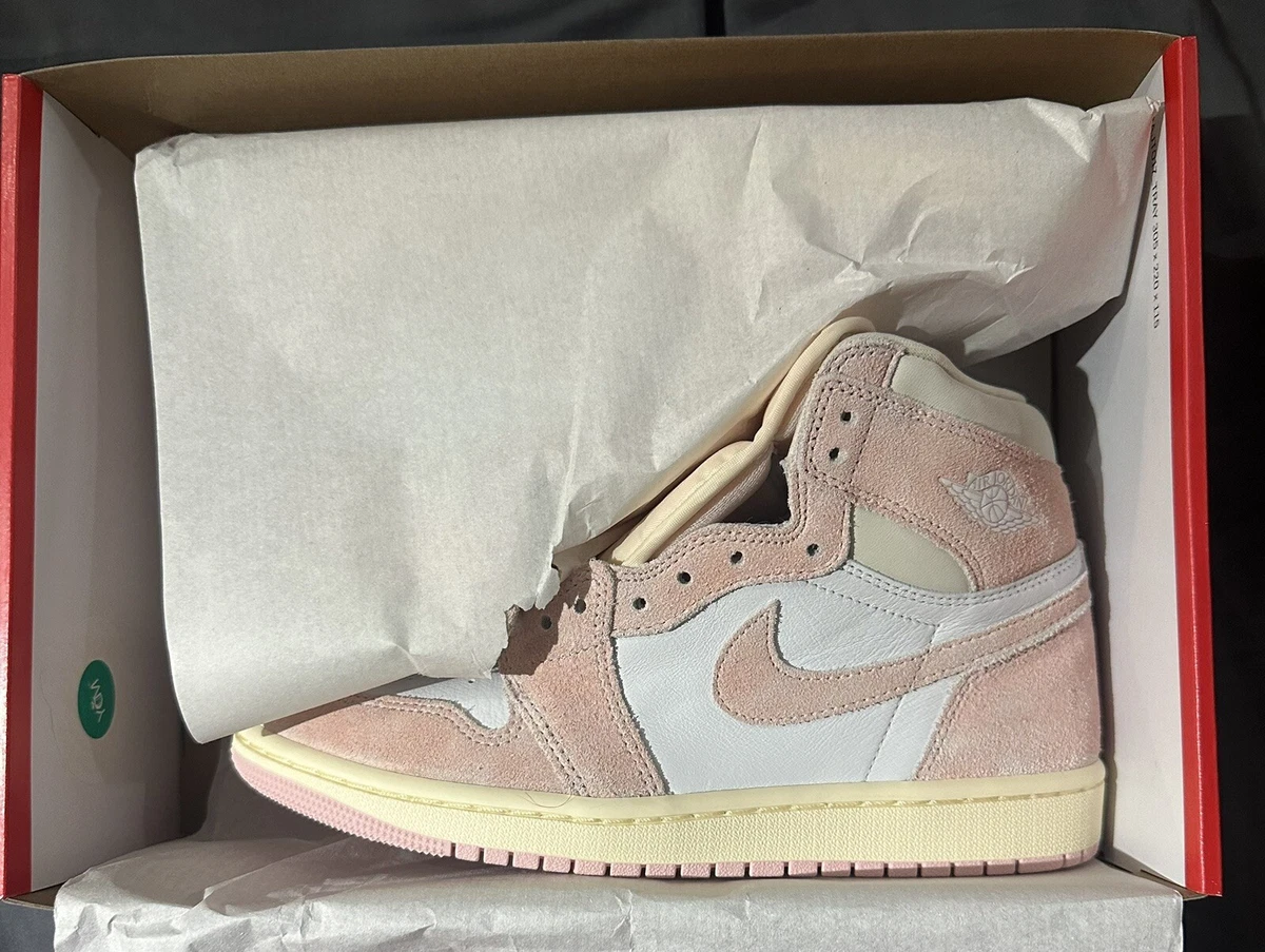 Nike air jordan deals 1 retro high pink