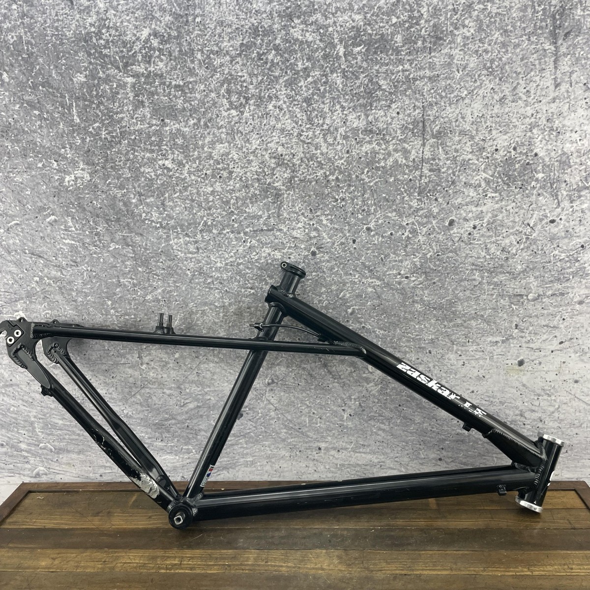 GT zasker LE フレーム Mサイズ Vintage GT Zaskar LE Mountain Bike Frame 16.5 in 6061 T6 USA 90s