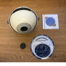 Planetarium Projektor mit drehbarer Sternkart...