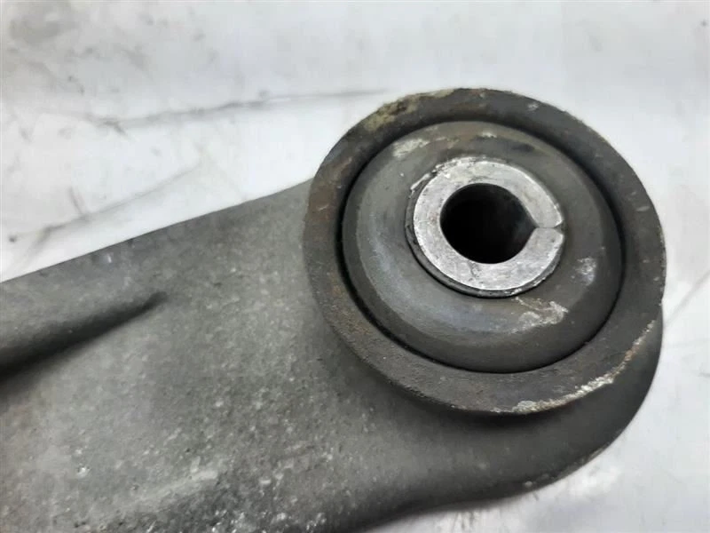 Brazo de control inferior trasero 98-11 FORD CROWN VICTORIA 8W1Z5A649A Foto 3 de 4