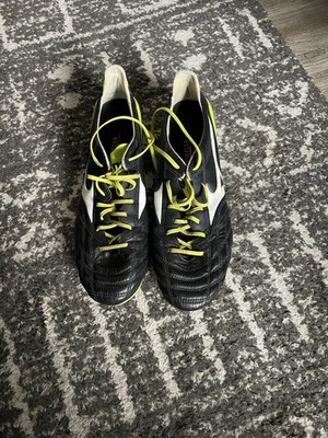 Mizuno Morelia Neo