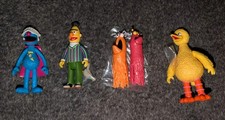 SUPER 7 SESAME STREET BLIND BOX ReACTION LOT Of 5