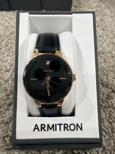 MSRP $50 Armitron Mujer 75/5410RG Dorado Rosa Diamante Correa de Piel Negra