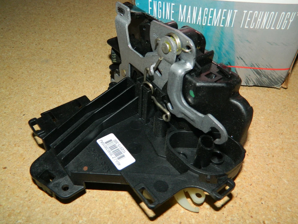 NUEVO ACTUADOR DE BLOQUEO DE PUERTA TRASERO DERECHO BWD DLA1366 PARA GTI GOLF JETTA GOLF CITY Foto 3 de 4