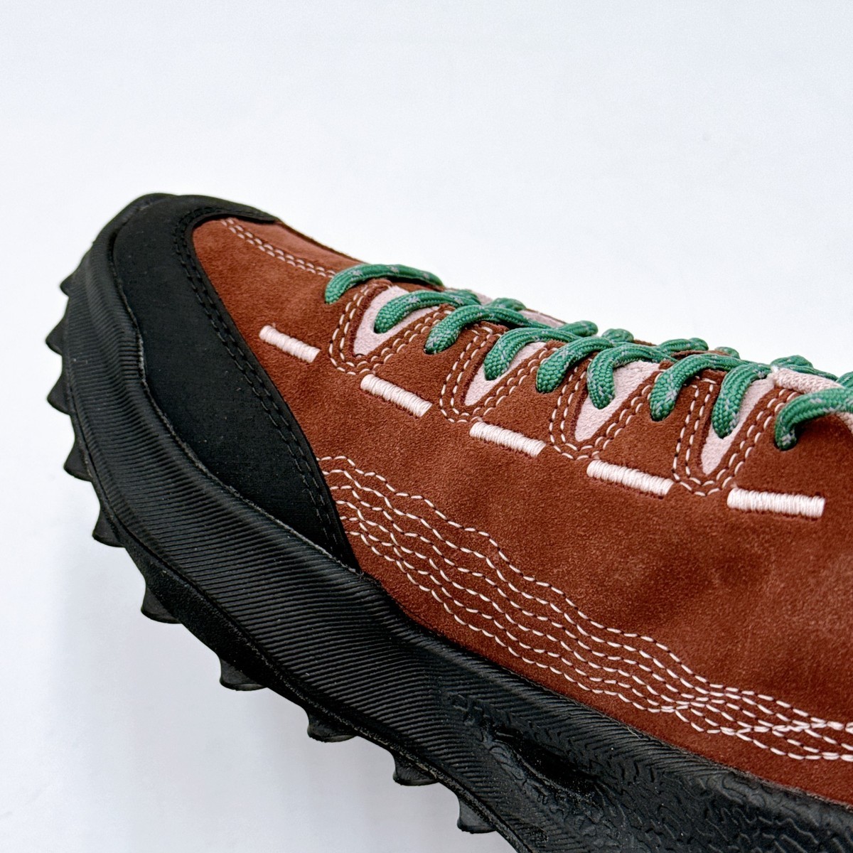 Pilgrim Surf+Supply X Keen Jasper Zionic 1030695 Marron Adobe Rose