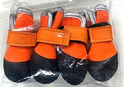 1 SET OF 4 DOG BOOTS!  VELCOR FASTNER, TOP QUALITY!   DURABLE GRIP SOLES!  NEW!