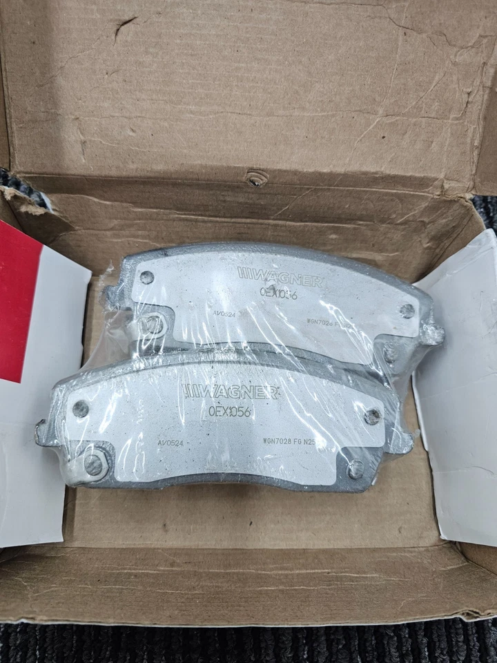 Conjunto de pastillas de freno de disco Wagner OEX OEX1056 para Dodge Challenger 2010-2023 Foto 2 de 4