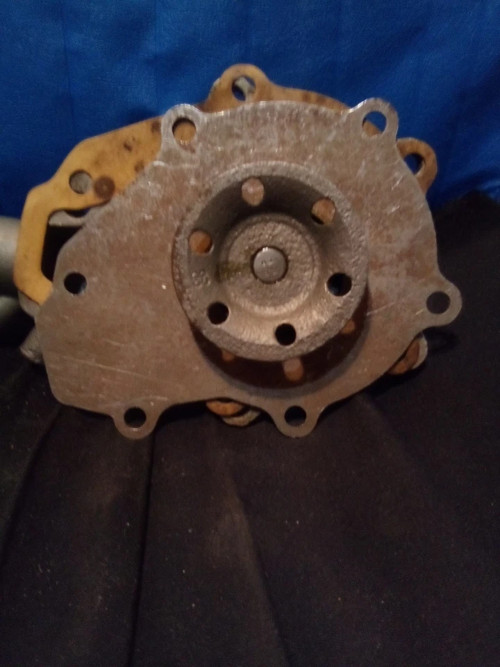 Bomba de agua reconstruida Plymouth Valiant Barracuda 1960 a 1970 C2AE-8505-C Foto 3 de 4