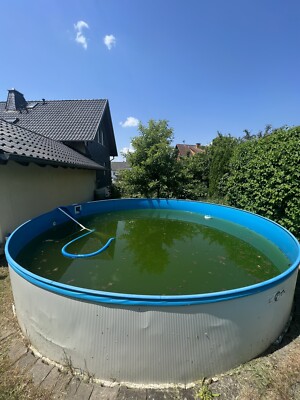 Großer Pool für den Garten