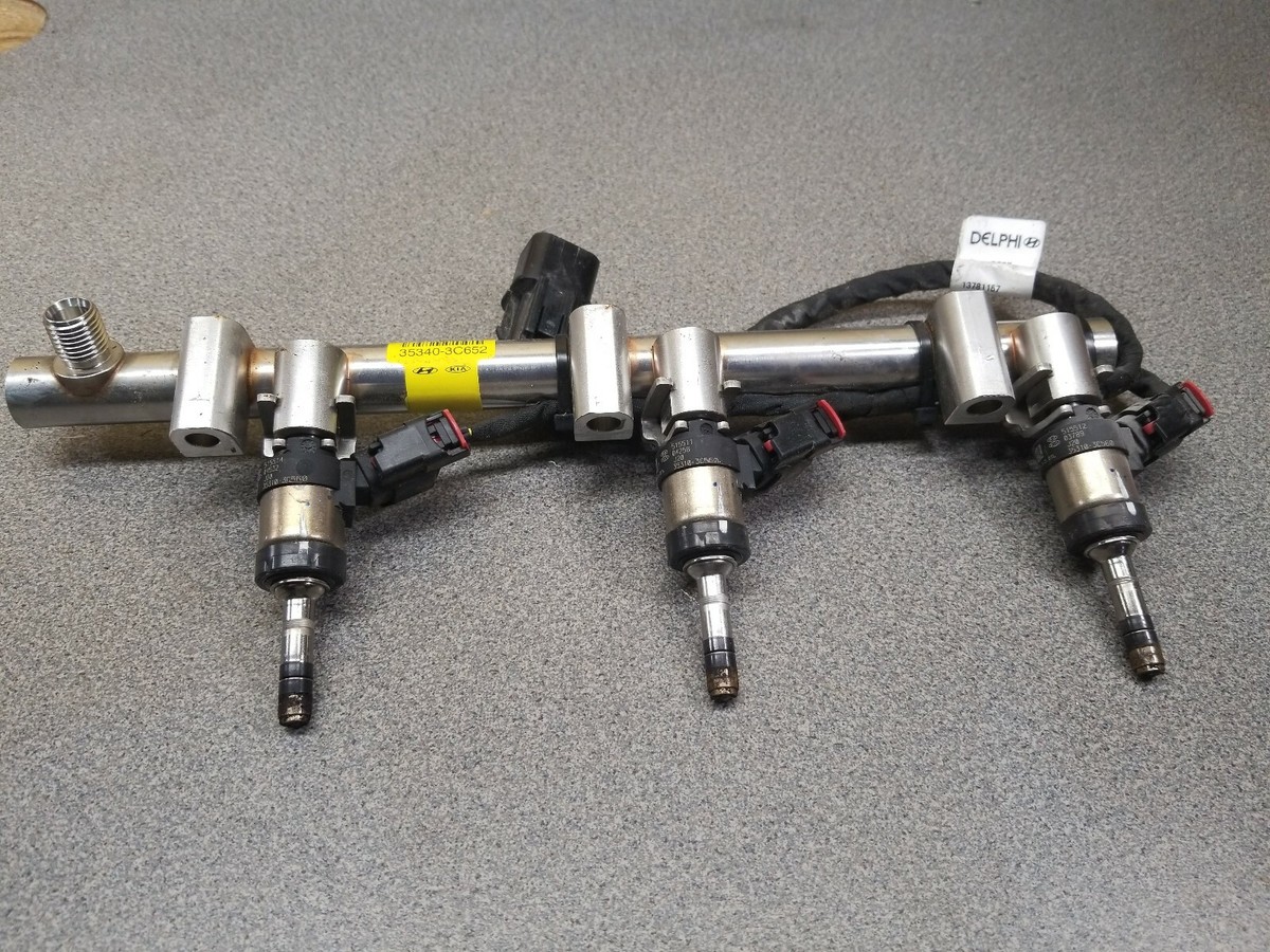 2013-2016 HYUNDAI GENESIS COUPE 3.8L FUEL INJECTOR W RAIL