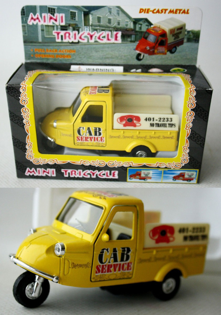 VINTAGE 90'S MINI TRICYCLE YELLOW CAB DIE CAST METAL PULL BACK