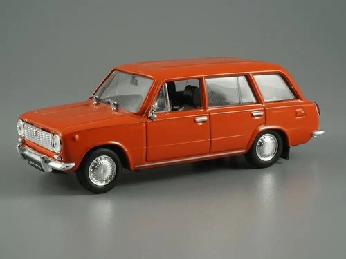 1:43 Scale Diecast Car VAZ-2102 Zhiguli 1971 Year USSR DeAgostini Model Car - Picture 3 of 5