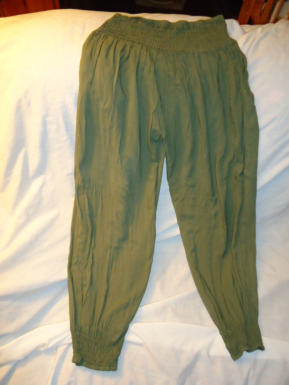 Caroline Morgan women's 12 pants green wide leg shirring waist 100 % viscose