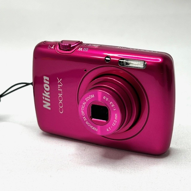 【美品】Nikon COOLPIX S01 コンパクトデジタルカメラ ピンク Nikon COOLPIX S01 Pink 10.1MP 3x Optical zoom Digital Camera