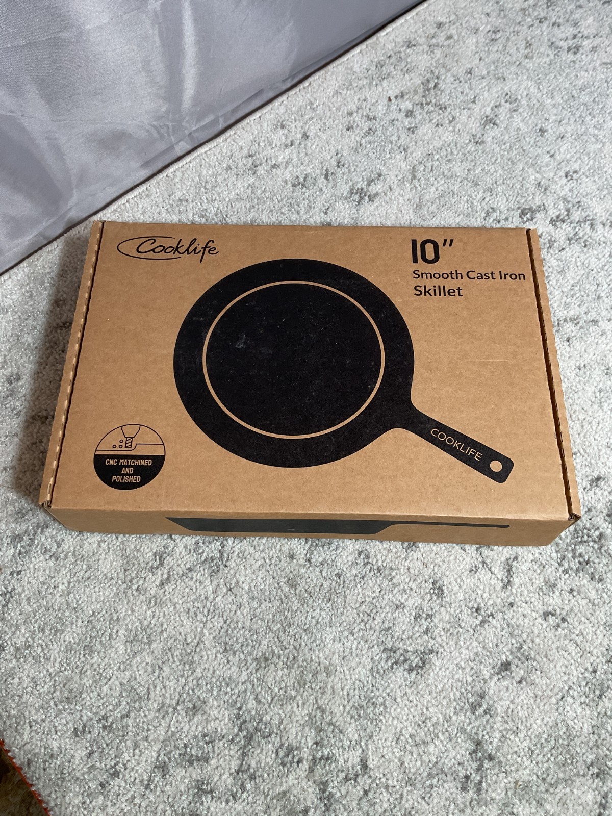 Skillet W/ Handle Cover
