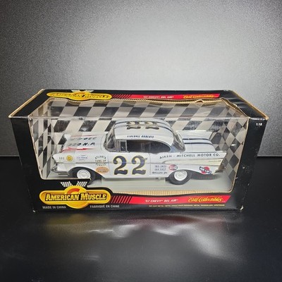 ERTL 1:18 AMERICAN MUSCLE ~FIREBALL ROBERTS 6 LUG '57 CHEVY BEL AIR~