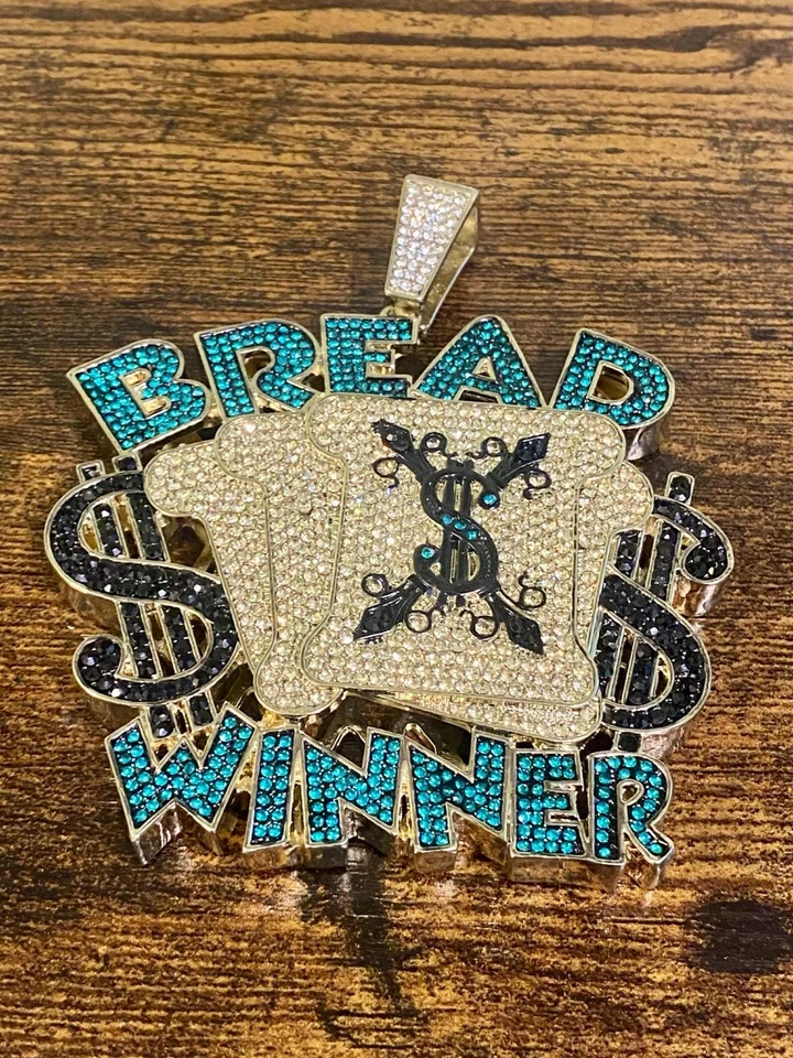 ENORME 14k Tono Oro Circonita Helada Dinero en Dinero Jefe Pan Ganador Colgante Joyería Foto 2 de 4