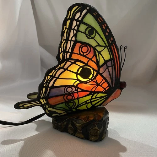 VTG TIFFANY STYLE BUTTERFLY LAMP STAINED GLASS TABLE OR DESK LIGHT MULTI COLOR