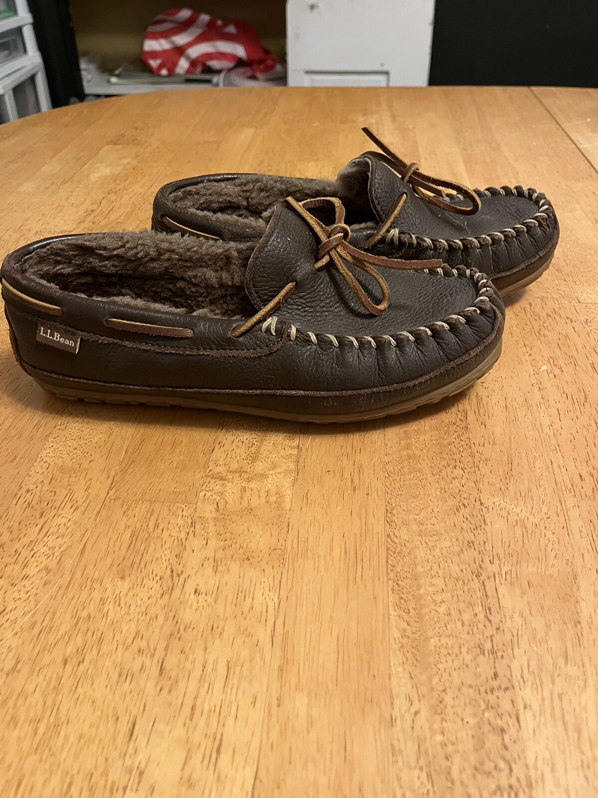 LL Bean Men’s Wicked Good Slippers Shearling Fur Lined Size 8 Leather