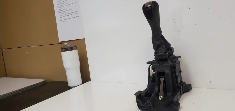 Conjunto de cambio de transmisión OEM 07 SUZUKI XL-7 palanca de cambios de piso palanca de cambios de piso Foto 2 de 4