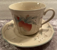 (4) Epoch Apple Magic Cup & Saucer Set. E523