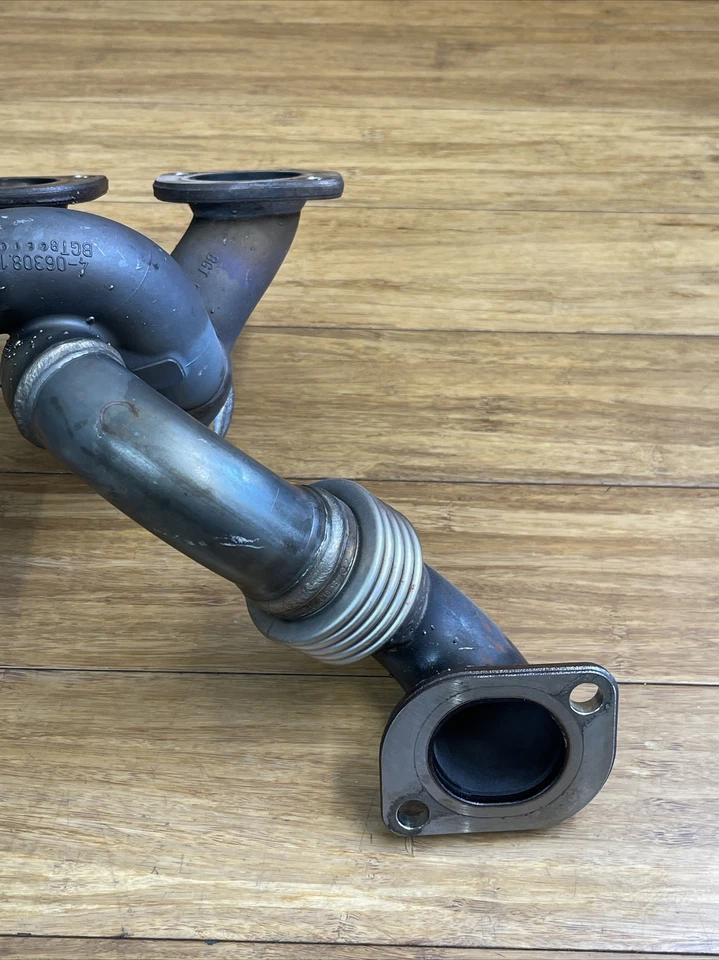 BMW F10 F90 M5 2010-2023 colector de escape cilindro del motor OEM 2,3,5,8 Foto 3 de 4