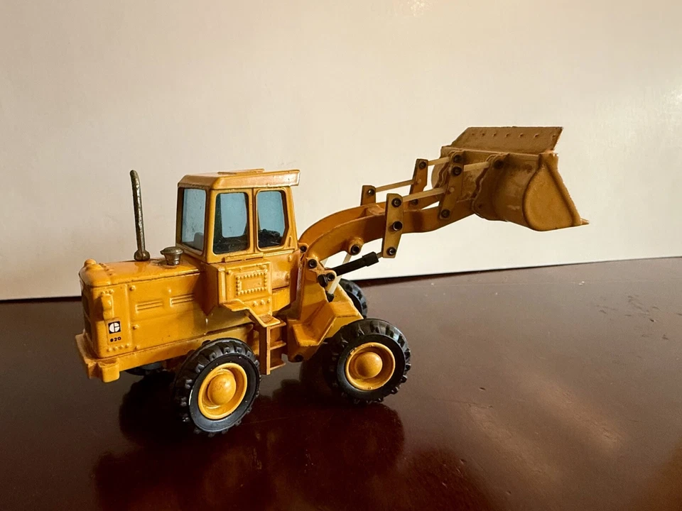 JOAL Die Cast, No. 214, Caterpillar, Wheel Loader 920 - Image 4 of 4