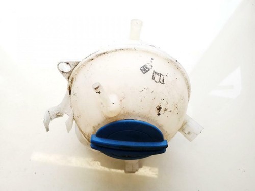 Vase d'expansion du liquide de refroidissement