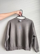 Nike Sportswear Boys Crewneck Sweatshirt Gray Taupe Size M Oversized Logo Back