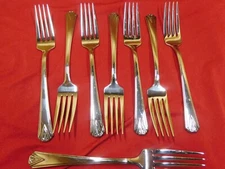Oneida Deauville 18/10 Glossy Stainless Steel Flatware Dinner Forks - Set of 8