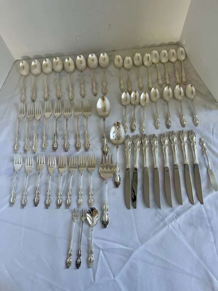 Juego de 61-1881 Rogers Oneida ltd BARROQUE ROSE Platería Plato de Plata Foto 4 de 4