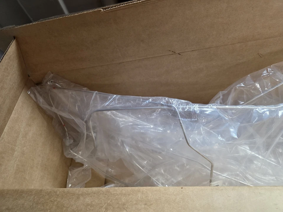 KIT LÍNEA FRENO PREFORMADO ACERO INOXIDABLE DORMAN 919-134 PARA 99-20 CHEVY GMC 2500 Foto 3 de 4