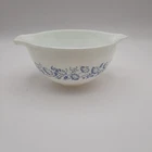 Vintage PYREX Colonial Mist Blue White  Bowl 441 750 ML, Flaw