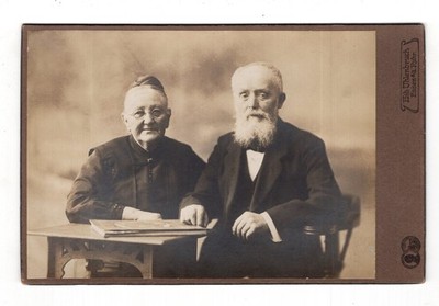 CAB Foto Älteres Paar - Essen an der Ruhr 1910er