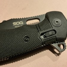 AAA QUALITY EDC FAST SMOOTH BEARING SEAL XR FOLDING TACTICAL POCKET KNIFE (READ)