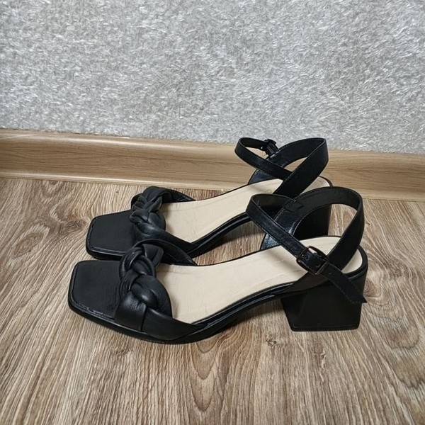 Women Heels Black Leather 40