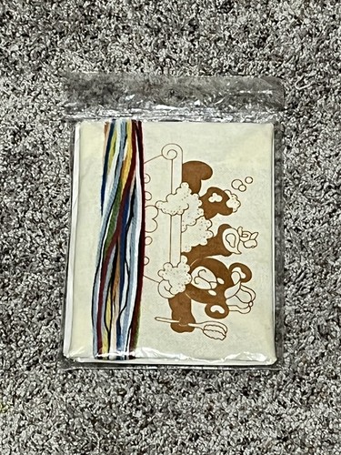SUNSET STITCHERY Kit "Tub For Two" - Fits Frame 5" x 7" - New Old Stock Sealed - Picture 3 of 4