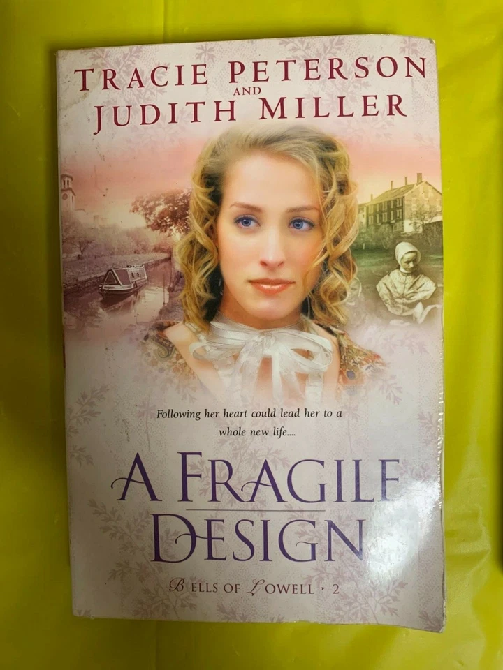 Bells of Lowell lot of 3 by Peterson & Miller - History - Drama & Romance Foto 4 de 4