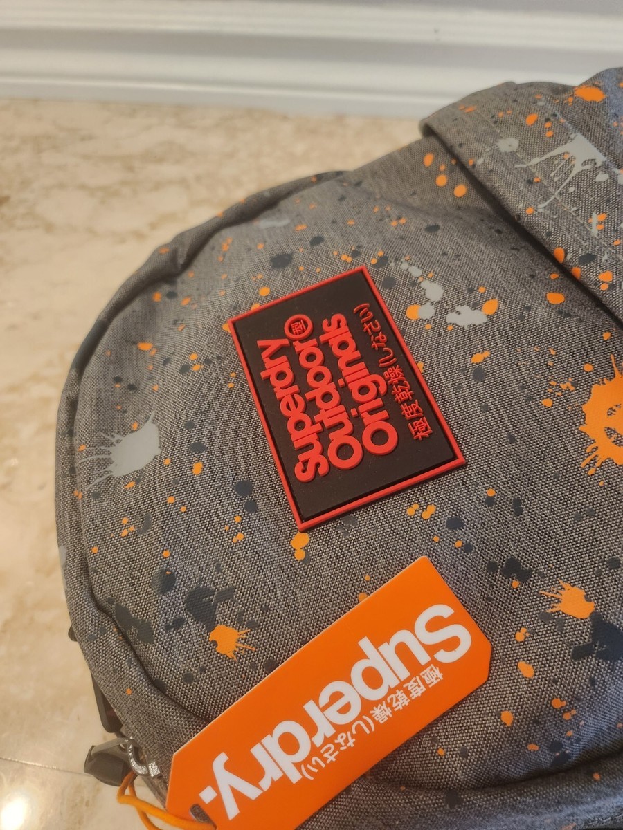 【色が変わる！】Superdry Outdoor Originals リュック 色が変わる！】Superdry Outdoor Originals リュック - メルカリ