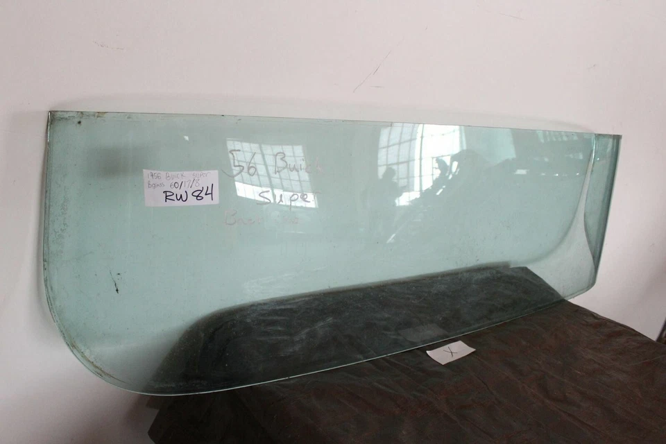 Vidrio trasero tintado GM 1954-1956 Buick Super (RW84) usado OEM GM Foto 2 de 4