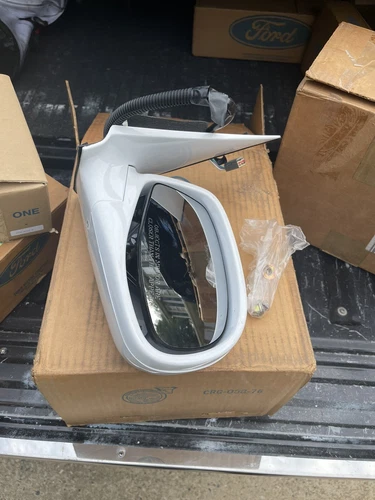 NOS 1993-1997 FORD RANGER SPLASH EDITION RH MIRROR