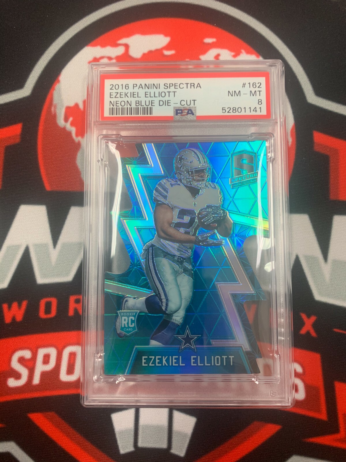 Ezekiel Elliott Panini Spectra #162 Neon Blue Die-Cut